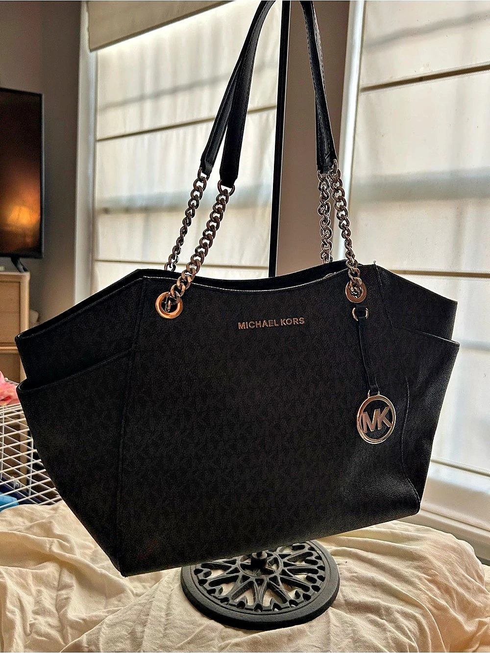 Michael Kors Jet Set Travel Large Chain Shoulder Tote Black